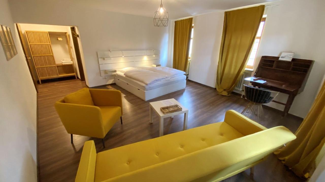 Hotel Sonne Wassertruedingen Экстерьер фото