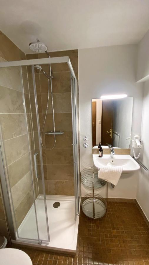 Hotel Sonne Wassertruedingen Экстерьер фото