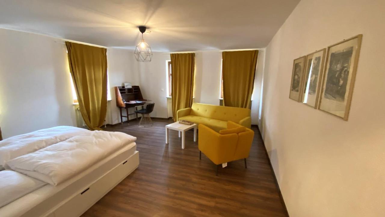 Hotel Sonne Wassertruedingen Экстерьер фото